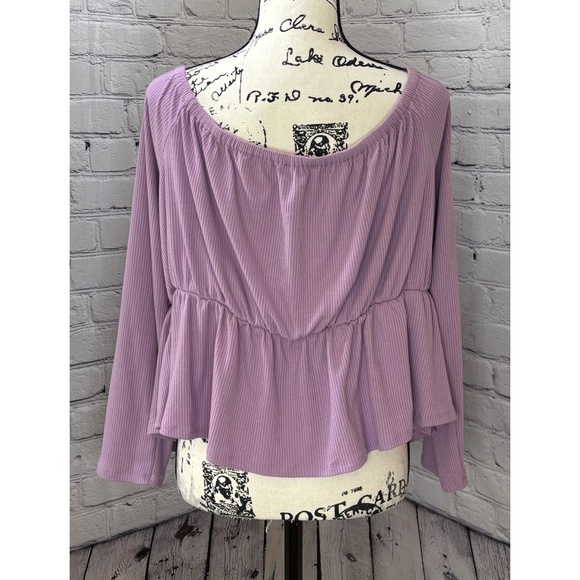 Forever 21+ Women’s Lavender Scoop Neck Peplum Blouse (Size 3X) - Picture 4 of 8